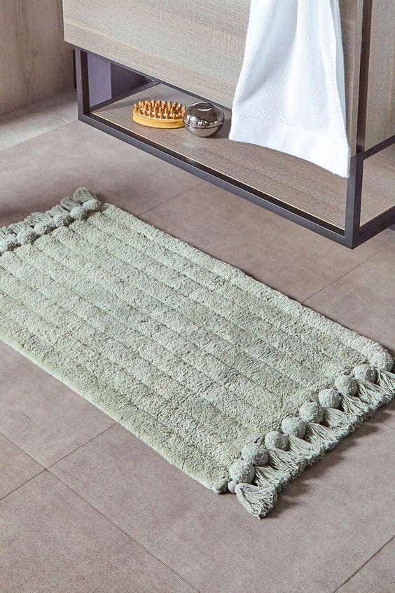 green bathroom rug
