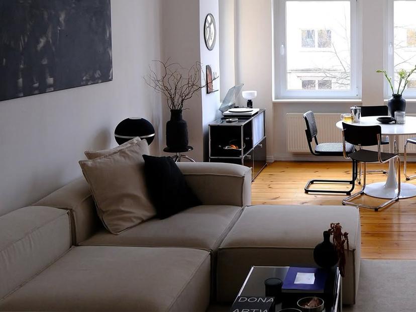 8 Best Men's Living Room Couch Ideas
