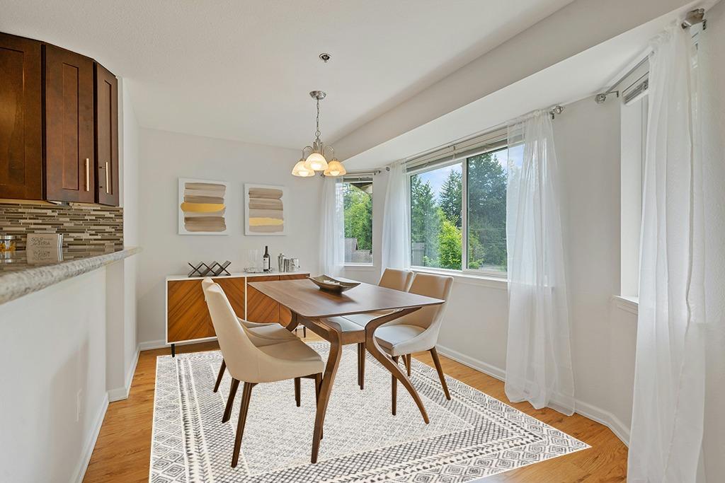 Dining Room Rug Ideas - Get Inspired & Try in Your Room